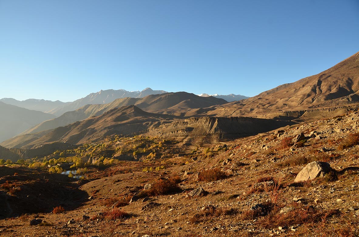 Mustang: Bordering China on the Tibetan plateau