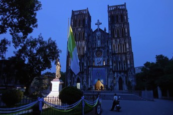 St. Joseph's Cathedral, Hanoi at dawn